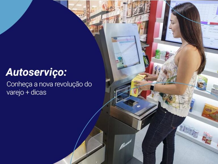 Imagem de pessoa em autosserviço com o texto "Autosserviço: conheça a nova revolução do varejo + dicas"